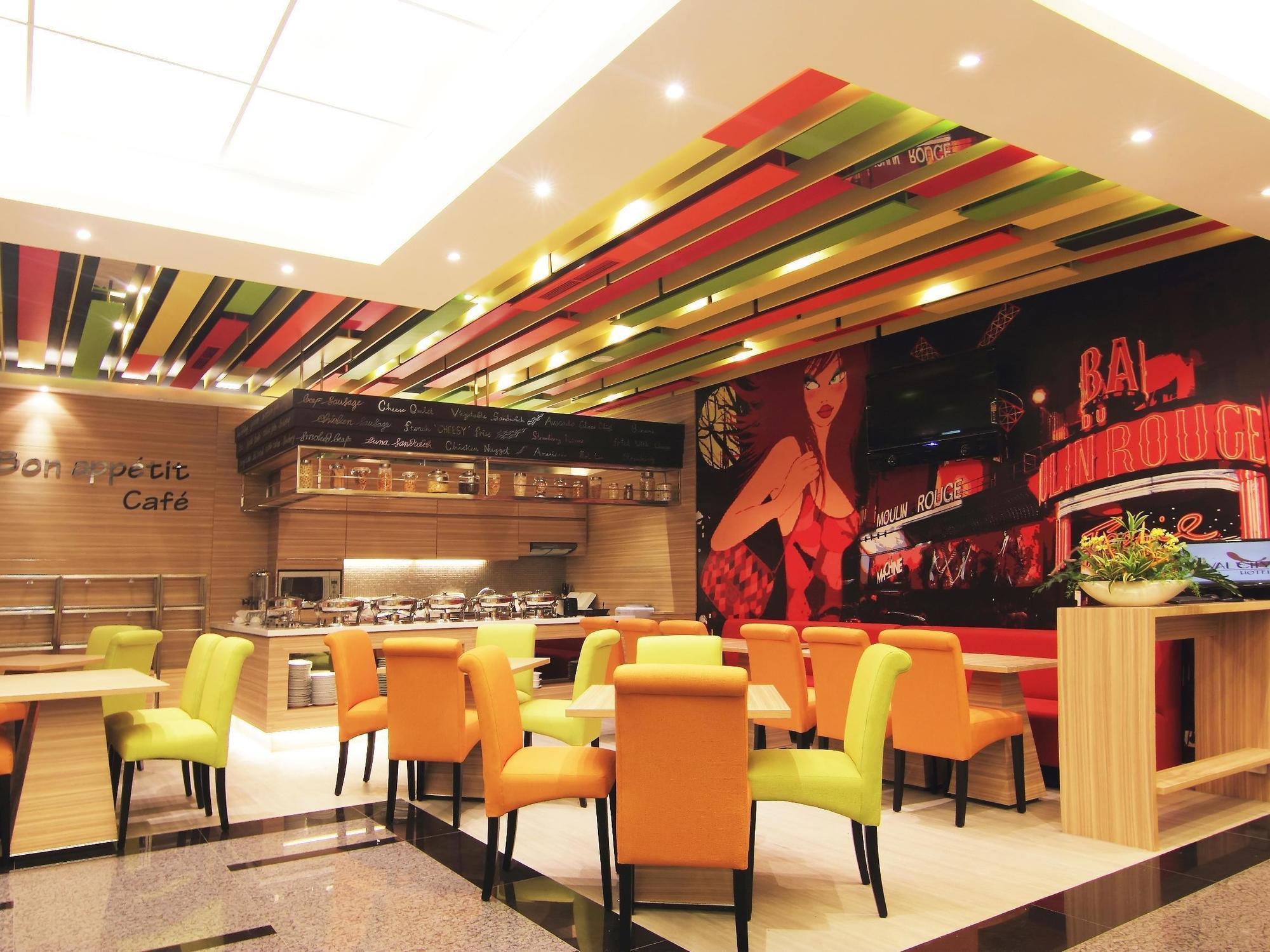 Royal City Hotel Jakarta Exterior foto