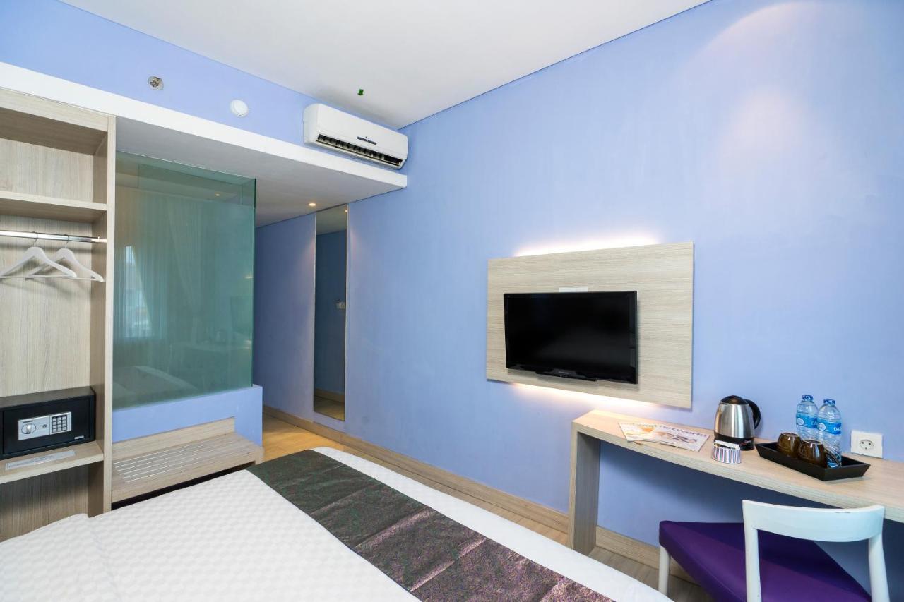 Royal City Hotel Jakarta Exterior foto